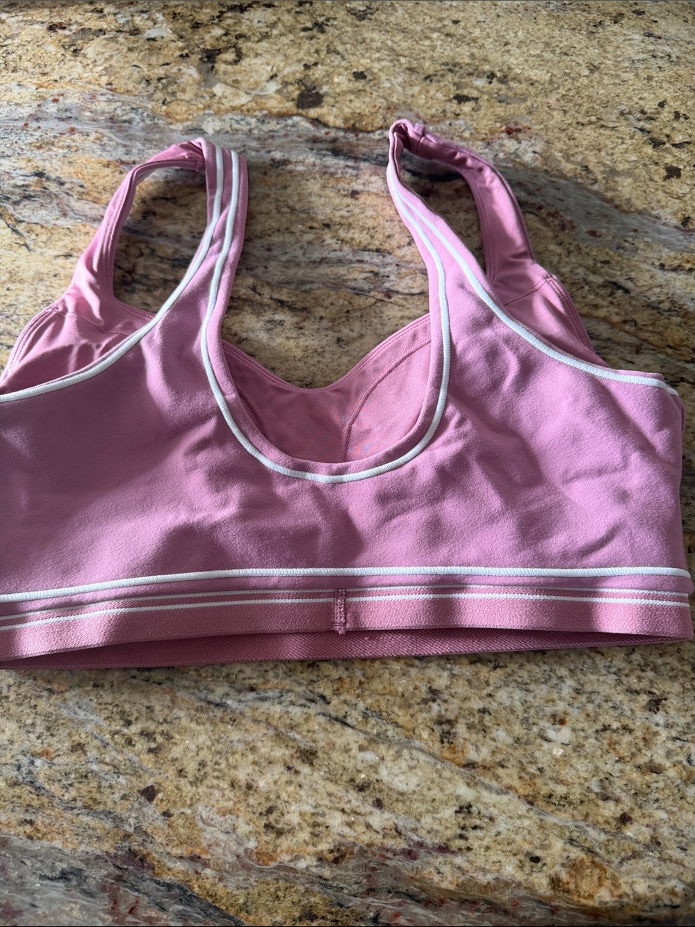 ALO Yoga Pink Sports Bra with White Trim
AIRBRUSH HEART THROB BRA - Picture 2 of 3